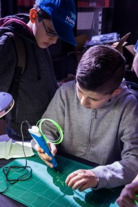 Using the 3D Printing Pen 